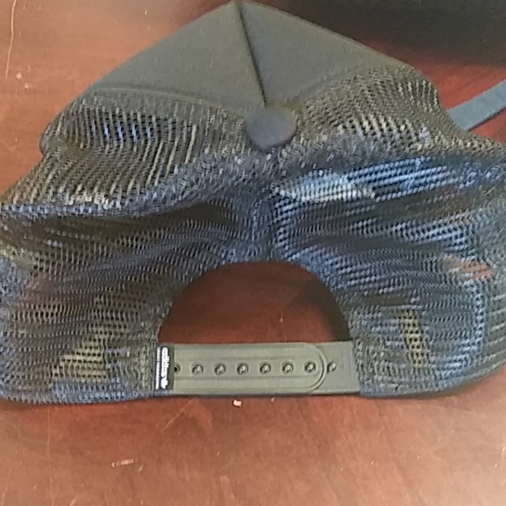 Hat - Picture 3 of 3